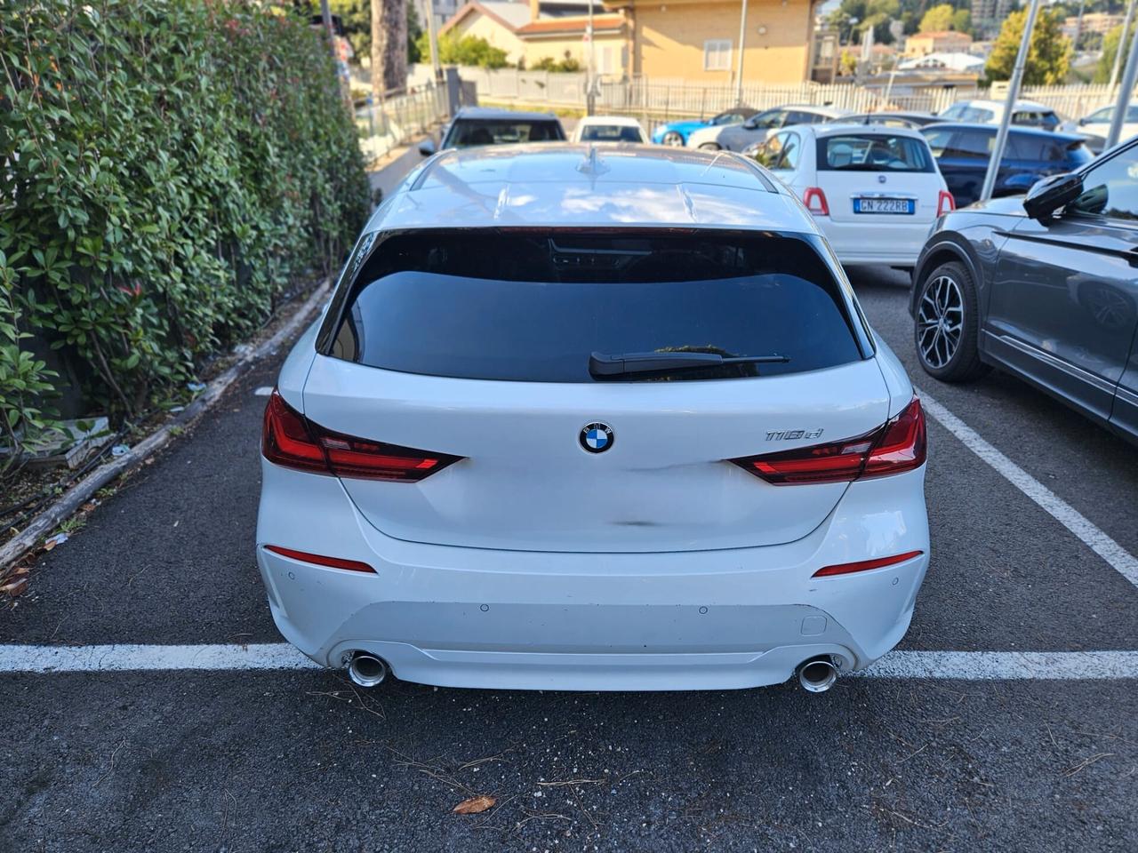 Bmw 118 118d 5p. Business Advantage