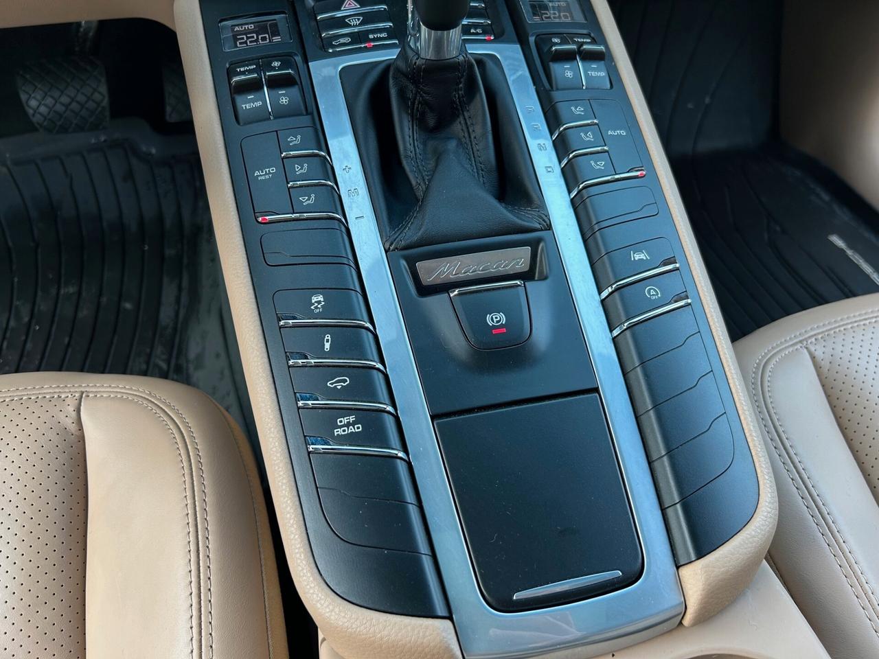 Porsche Macan 3.0 S 354cv pdk CHRONO SPORT PASM TETTO BOSE