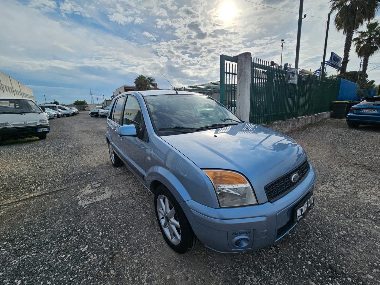 Ford Fusion 1.4 TDCi 5p. Collection