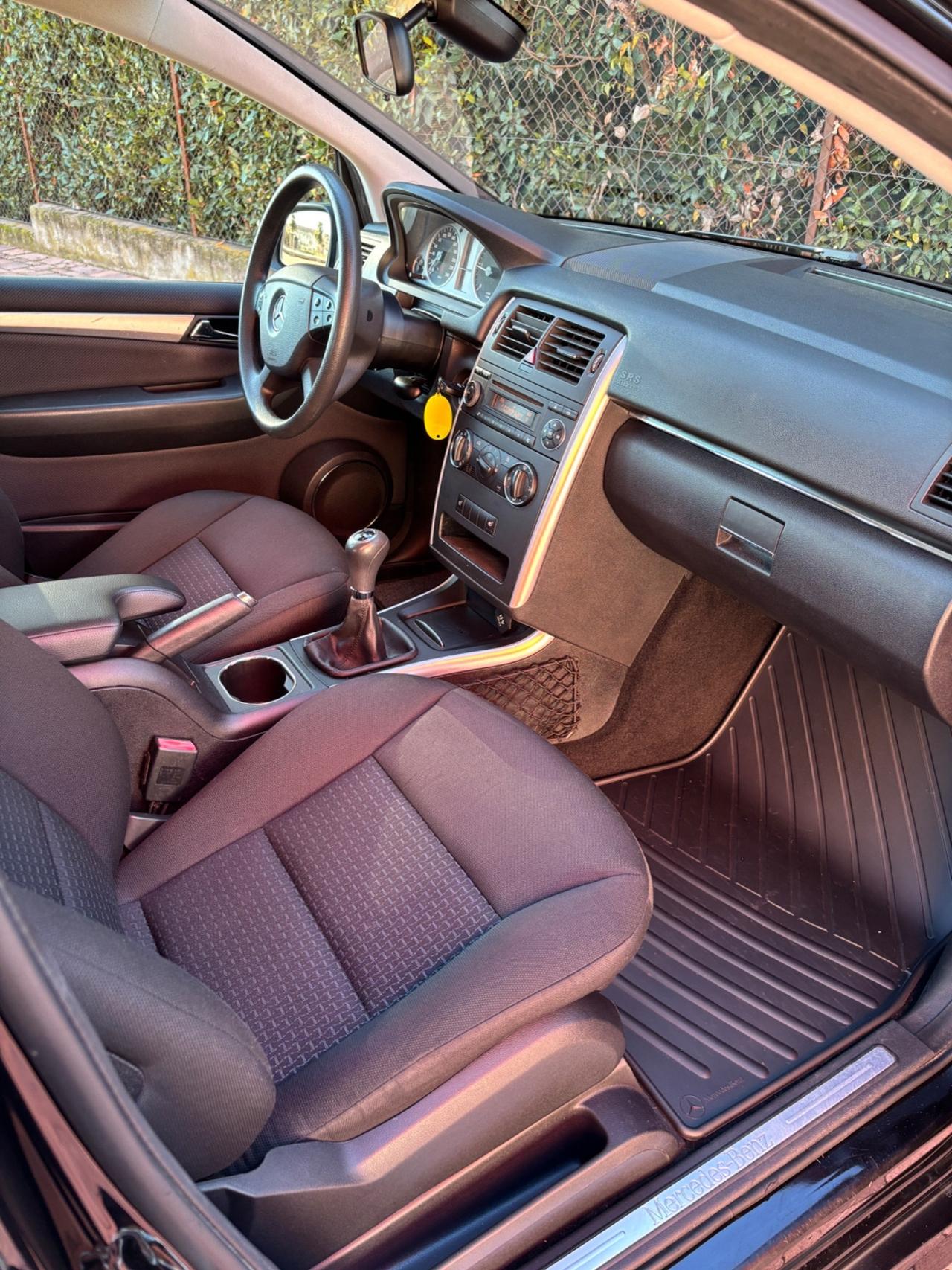 Mercedes-benz B 180 CDI Premium