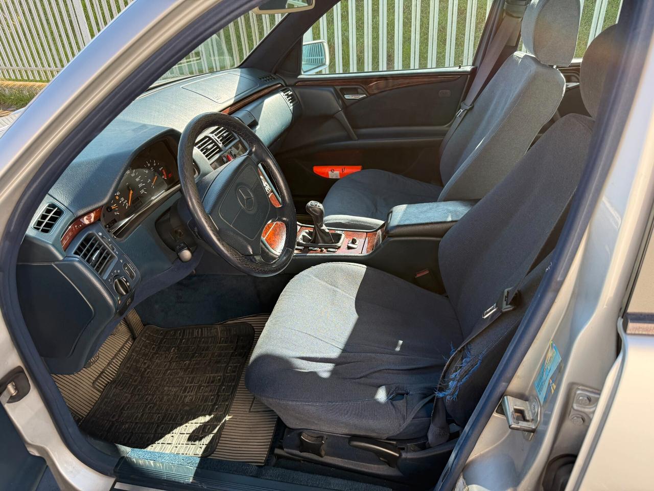 Mercedes-benz E 250 E 250 diesel cat Classic