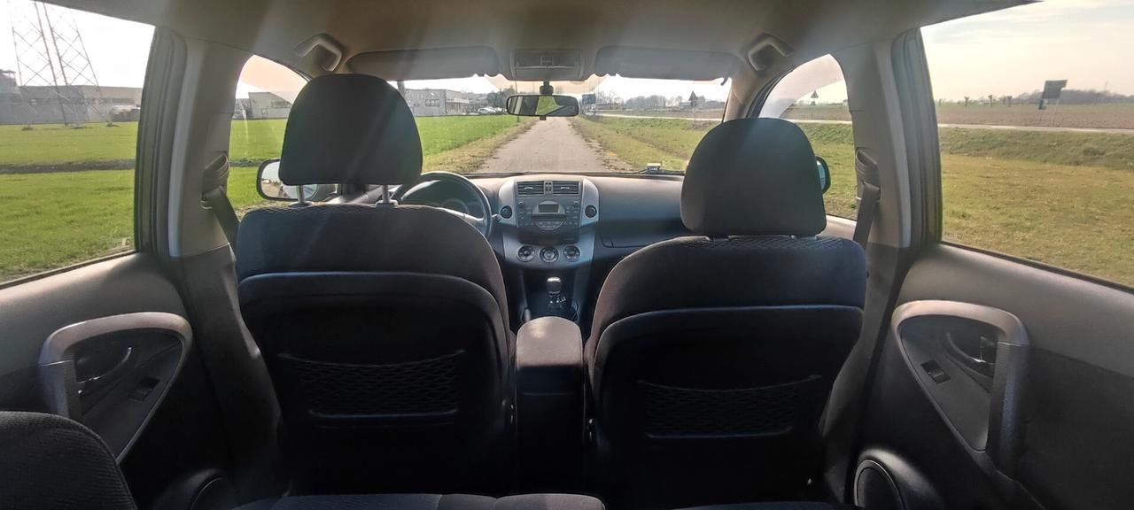 Toyota RAV 4 RAV4 2.2 D-4D 136 CV SOL