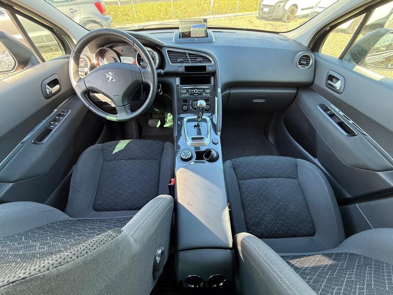 Peugeot 5008 1.6 HDi 115CV Business