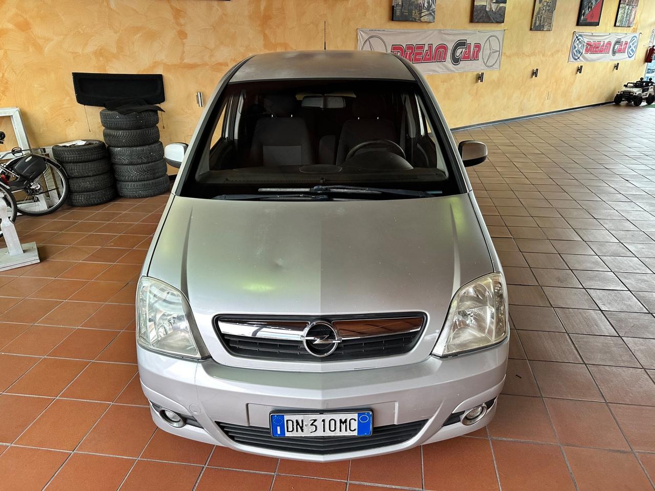Opel Meriva 1.4 16V Cosmo metano neopatentati