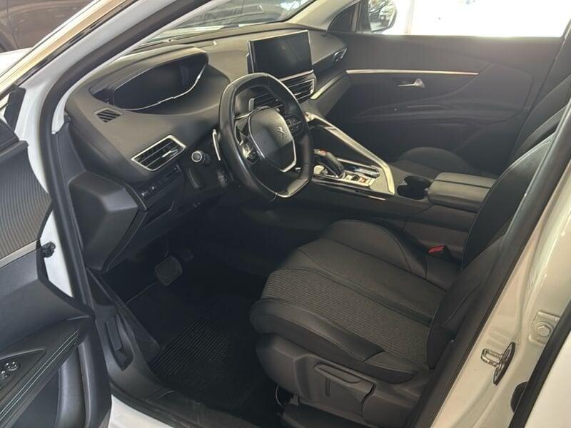 Peugeot 3008 BlueHDI 130 EAT8 S&S Allure