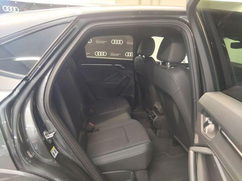 Audi Q3 Q3 Sportback 45 1.4 tfsi e Identity Black s-tronic