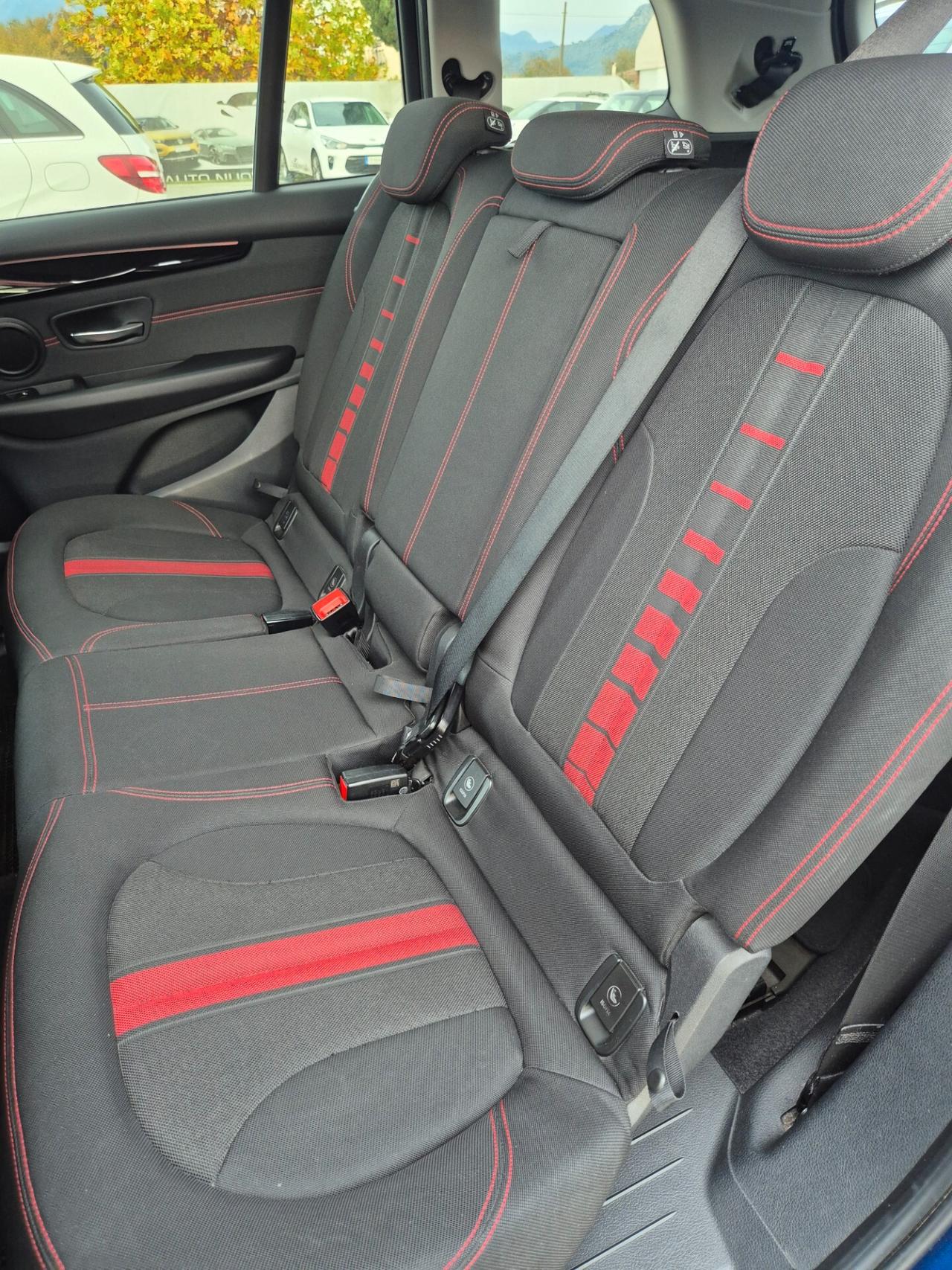 Bmw 218d 2er Active Tourer 218d Luxury 7 POSTI