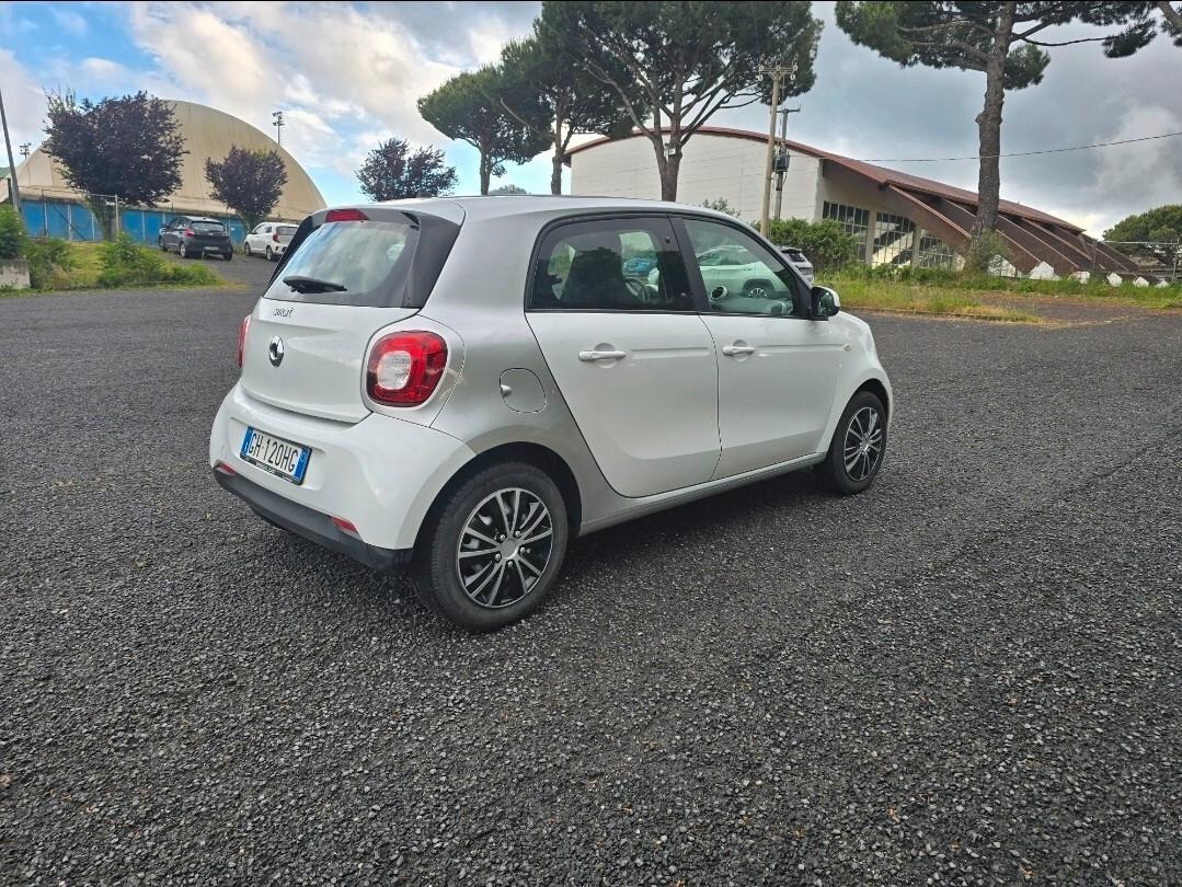 Smart ForFour 70 1.0 Prime