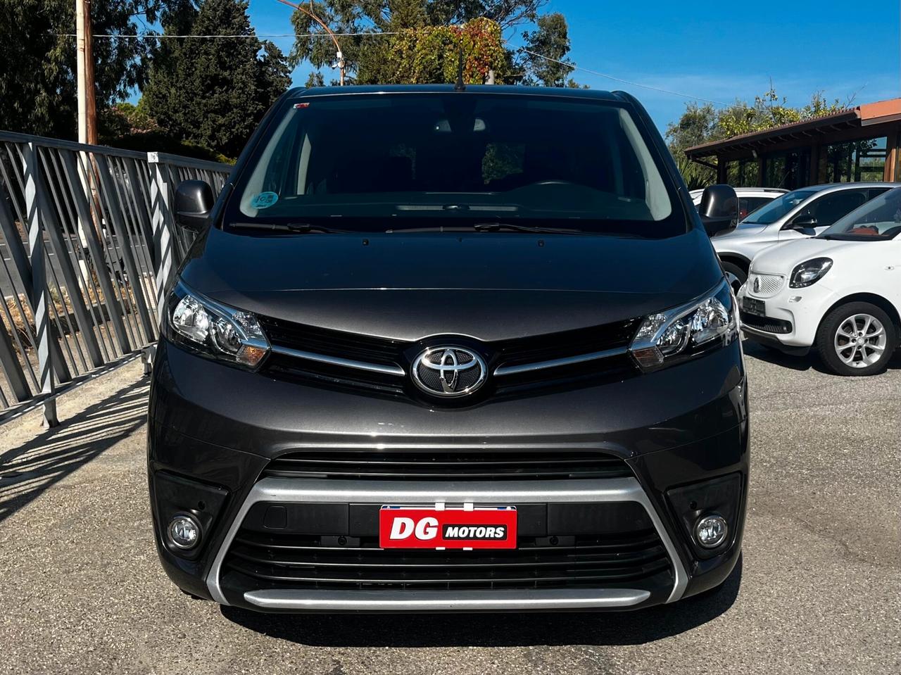 Toyota Proace Verso 1.5D L0 D Lounge