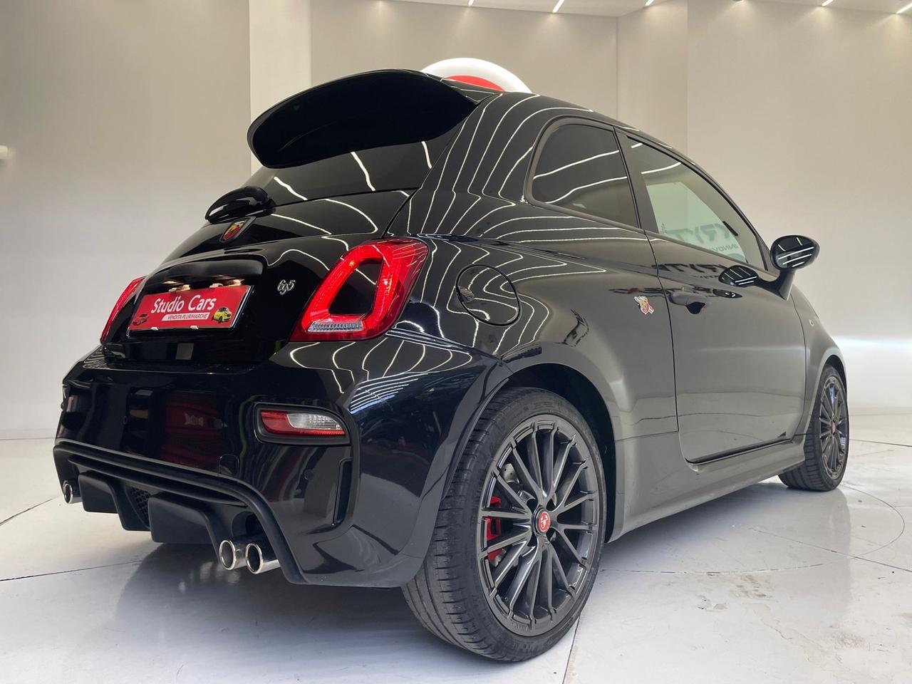 Abarth 695 1.4 Turbo T-Jet 180 CV