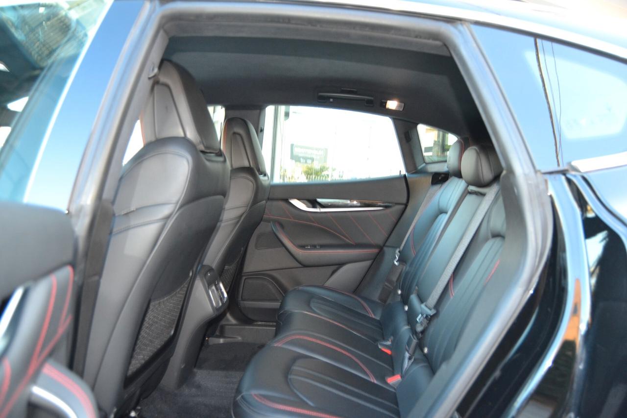 Maserati Levante GranSport 3.0D V6 UniPro/IVA