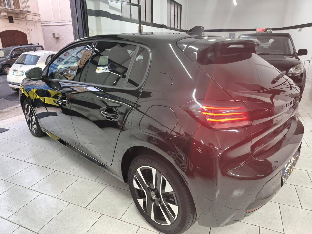 Peugeot 208 PureTech 100 Stop&Start 5 porte Allure