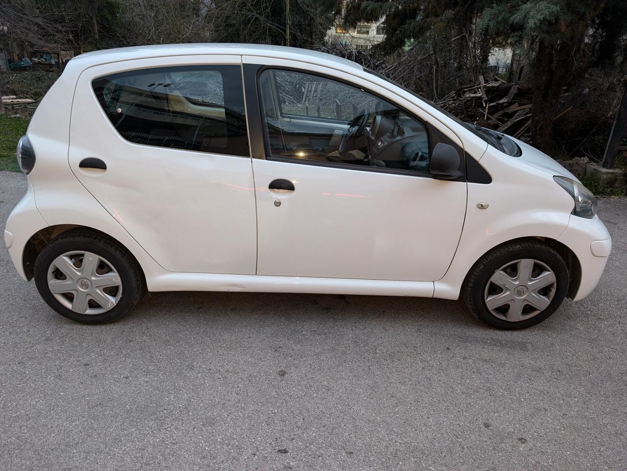 Toyota Aygo 1.0 12V VVT-i 5 porte Now Connect