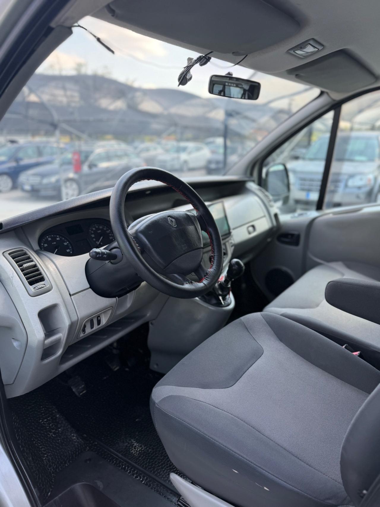 Renault Trafic T29 2.0 dCi/115 PC-TN Passenger Confort 9Posti