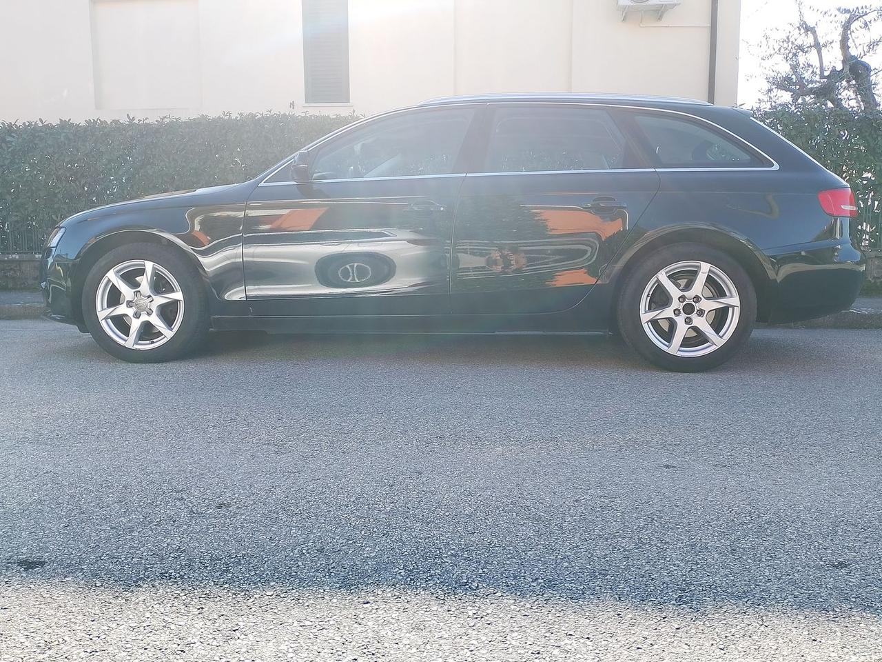 Audi A4 Ambition 2.0 TDI DPF