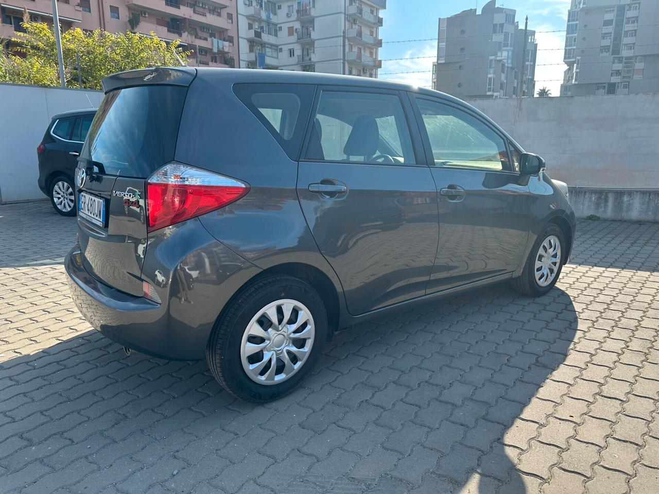 Toyota Verso-S 1.4D MT Active