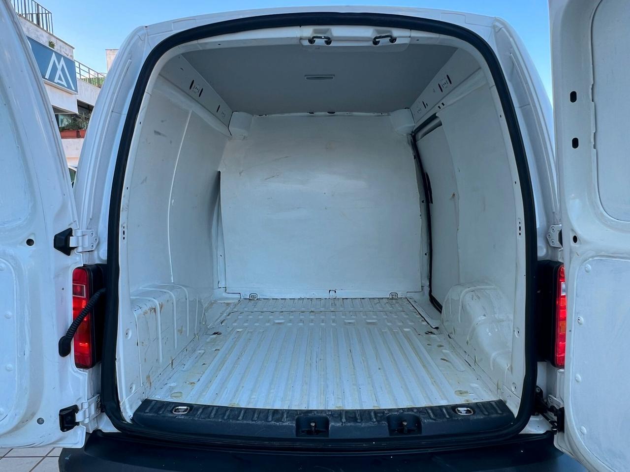 Volkswagen Caddy 2.0 TDI 102 CV Furgone Business