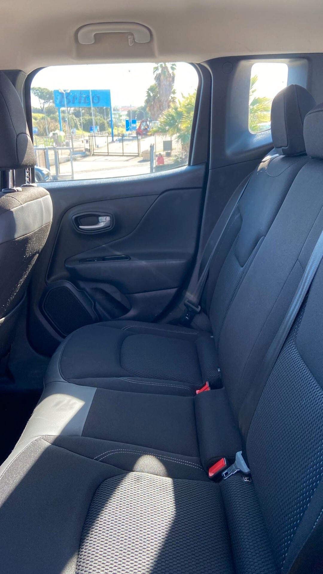 Jeep Renegade 1.6 Mjt 130 CV Longitude