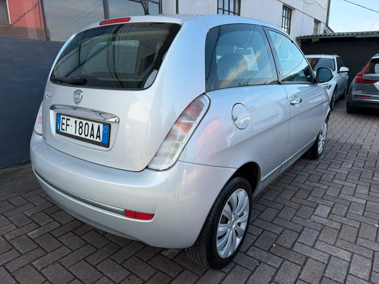 Lancia Ypsilon 1.2 Argento