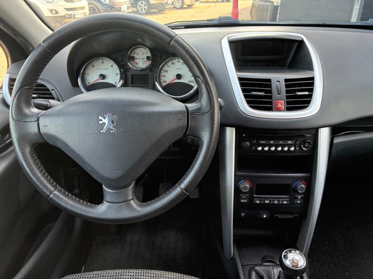 Peugeot 207 1.6 8V HDi 93CV 3p. XS