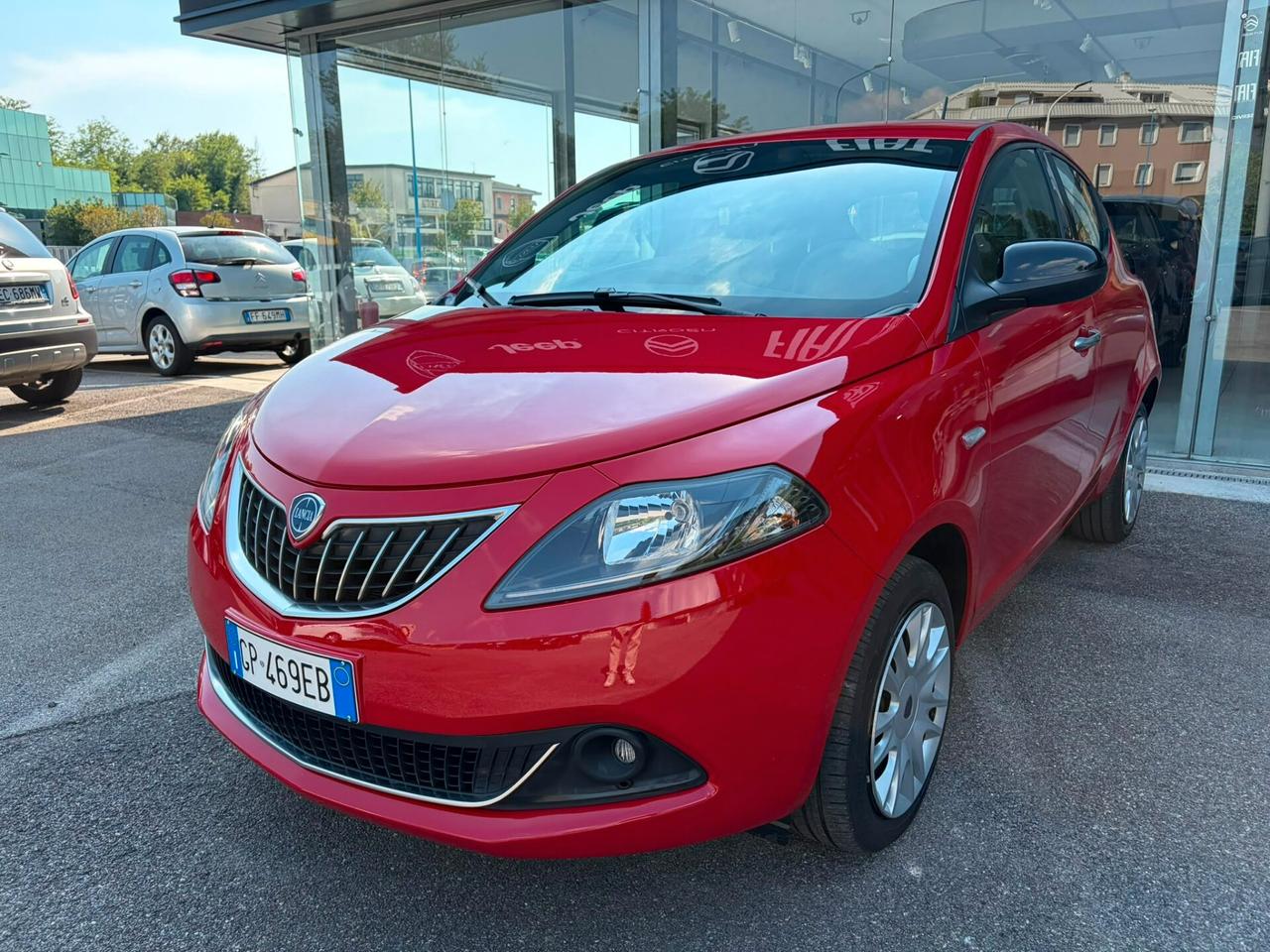 Lancia Ypsilon 1.0 FireFly 5 porte S&S Hybrid Gold