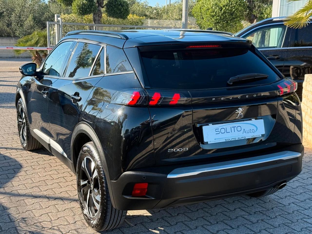 Peugeot 2008 BlueHDi 130 S&S EAT8 Allure Pack