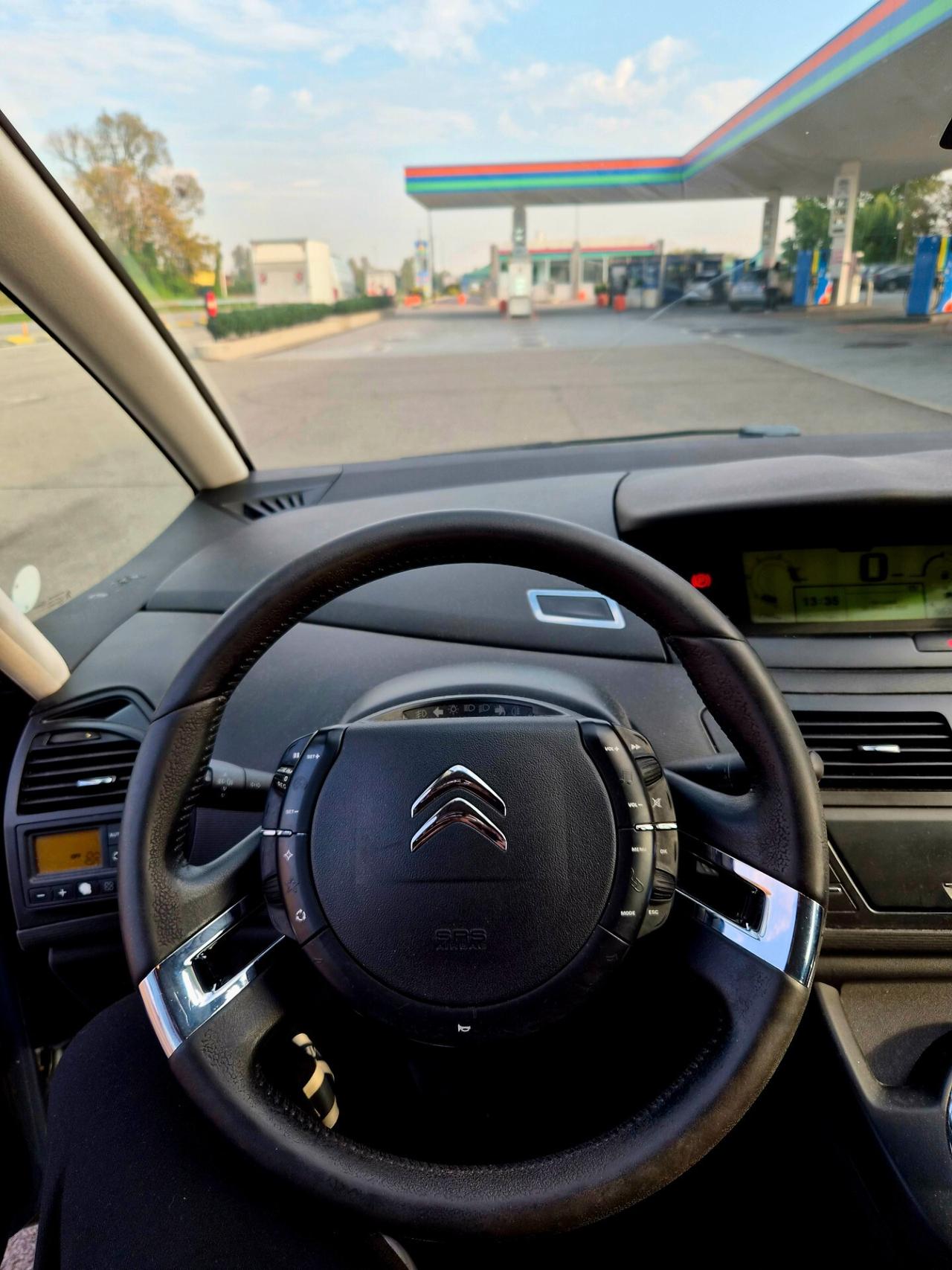 Citroen C4 Picasso 1.6 7 POSTI