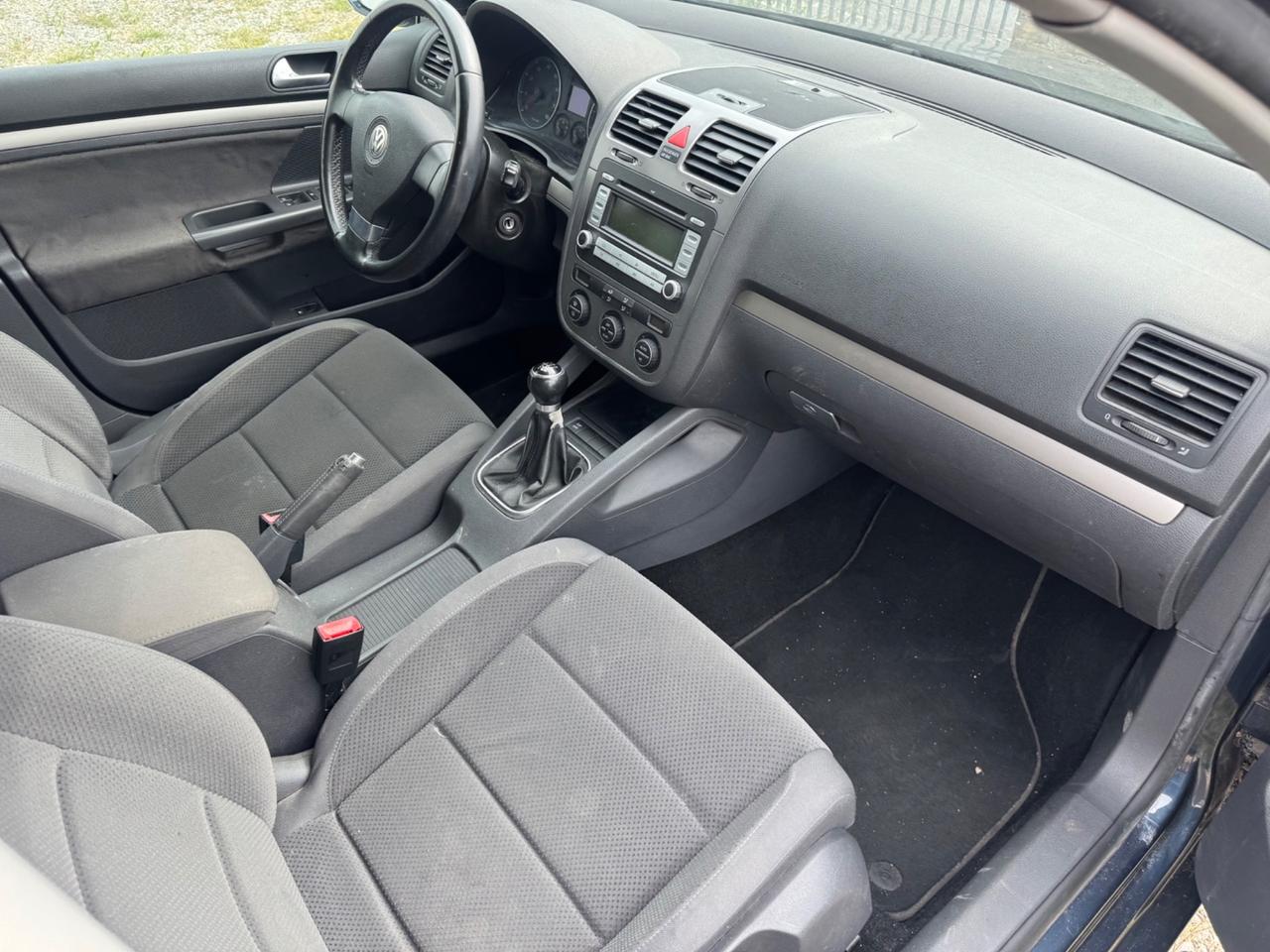Volkswagen Golf 5 Benzina