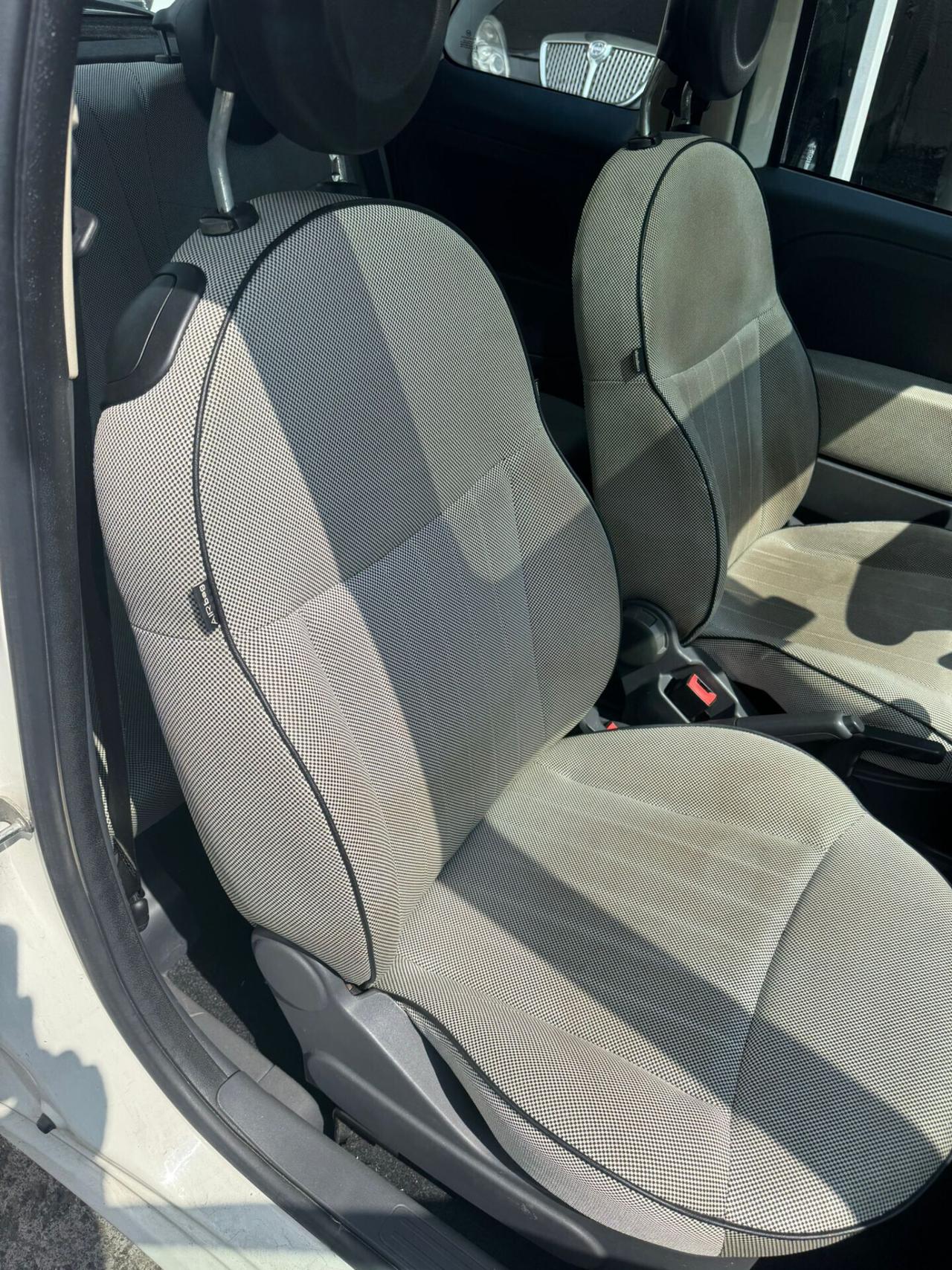 Fiat 500 1.2 Lounge ANNO 2007