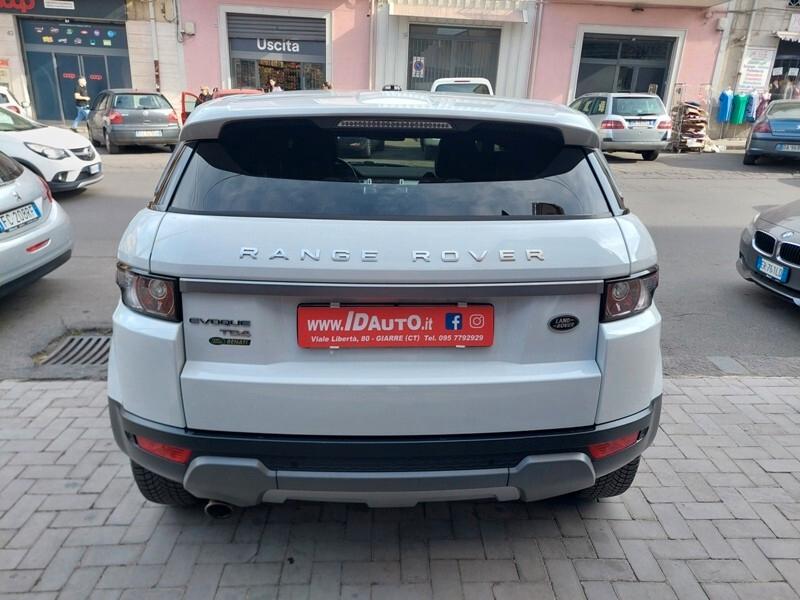 Land Rover Range Rover Evoque 2.2 TD4 150 CV 5p. Pure