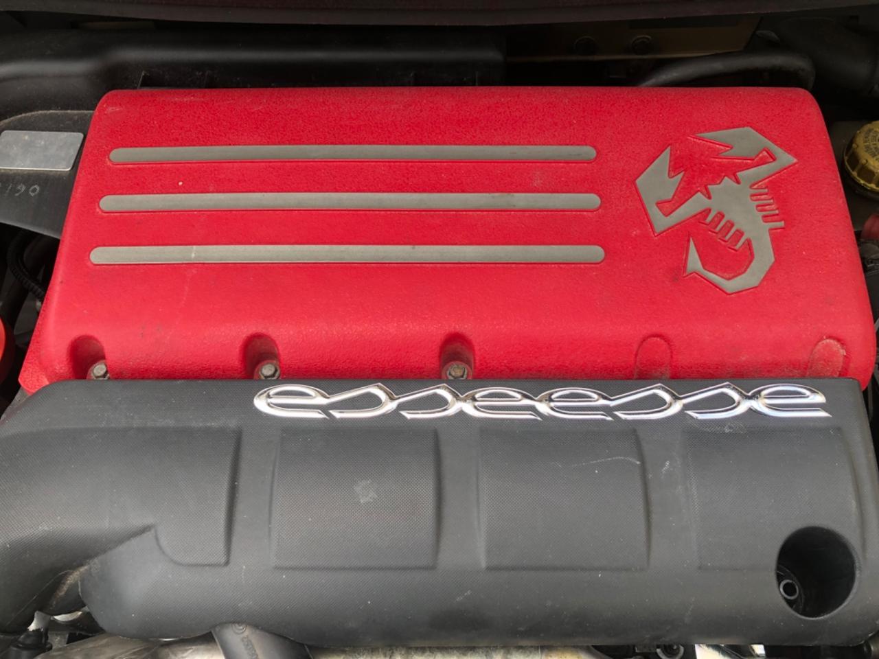 Abarth 500 1.4 Turbo T-Jet Esseesse