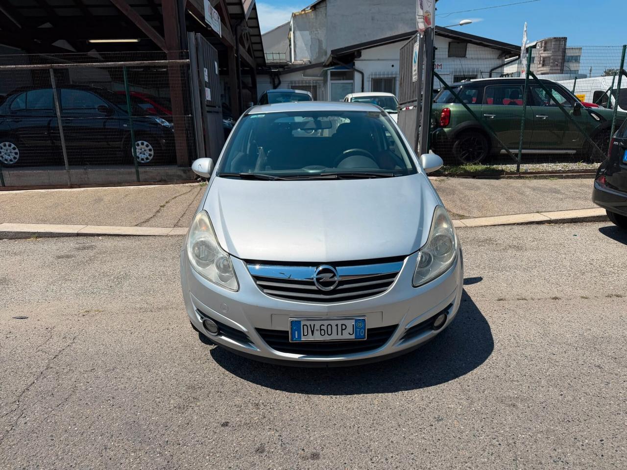 Opel Corsa 1.2 3 porte Sport