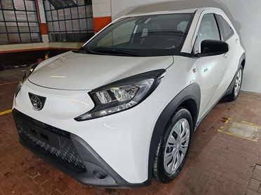 Toyota Aygo X 1.0 72cv Active + Telecamera