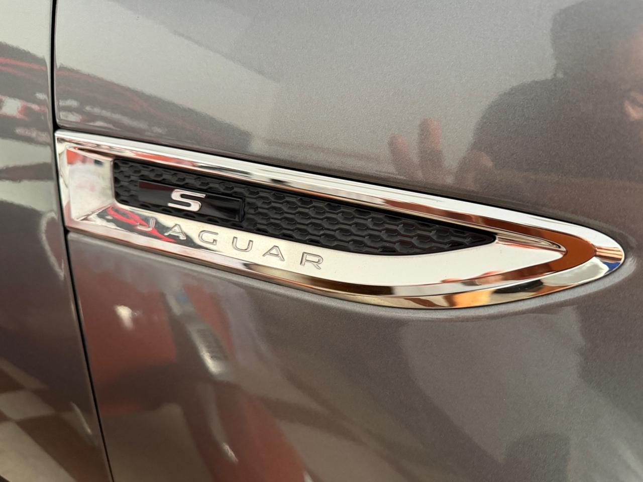 Jaguar E-Pace 2.0D 150 CV AWD R-Dynamic S