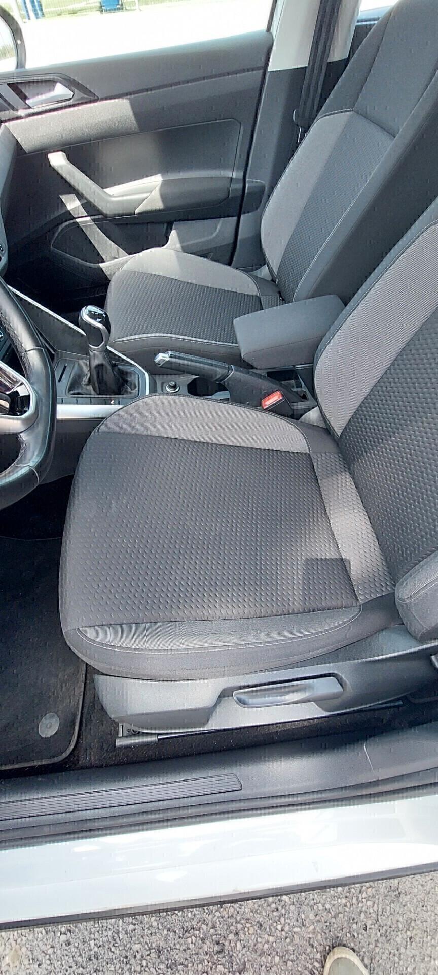 TAIGO 1,0 BENZINA LIFE 110 CV STRAFULL OPTIONAL NAVI RETROCAMERA TELEFONO, PROMO