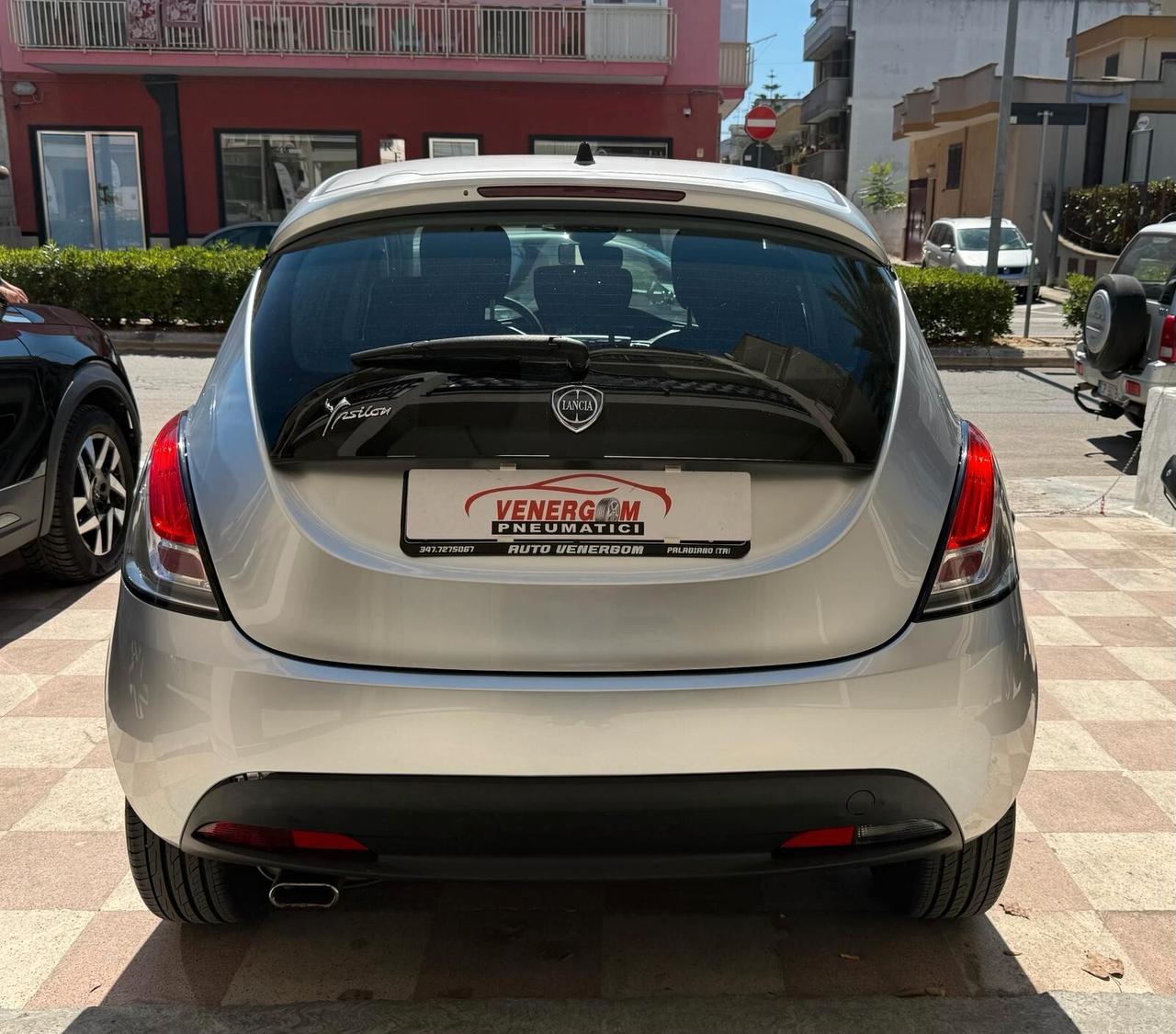 Lancia Ypsilon 1.2 GPL Gold