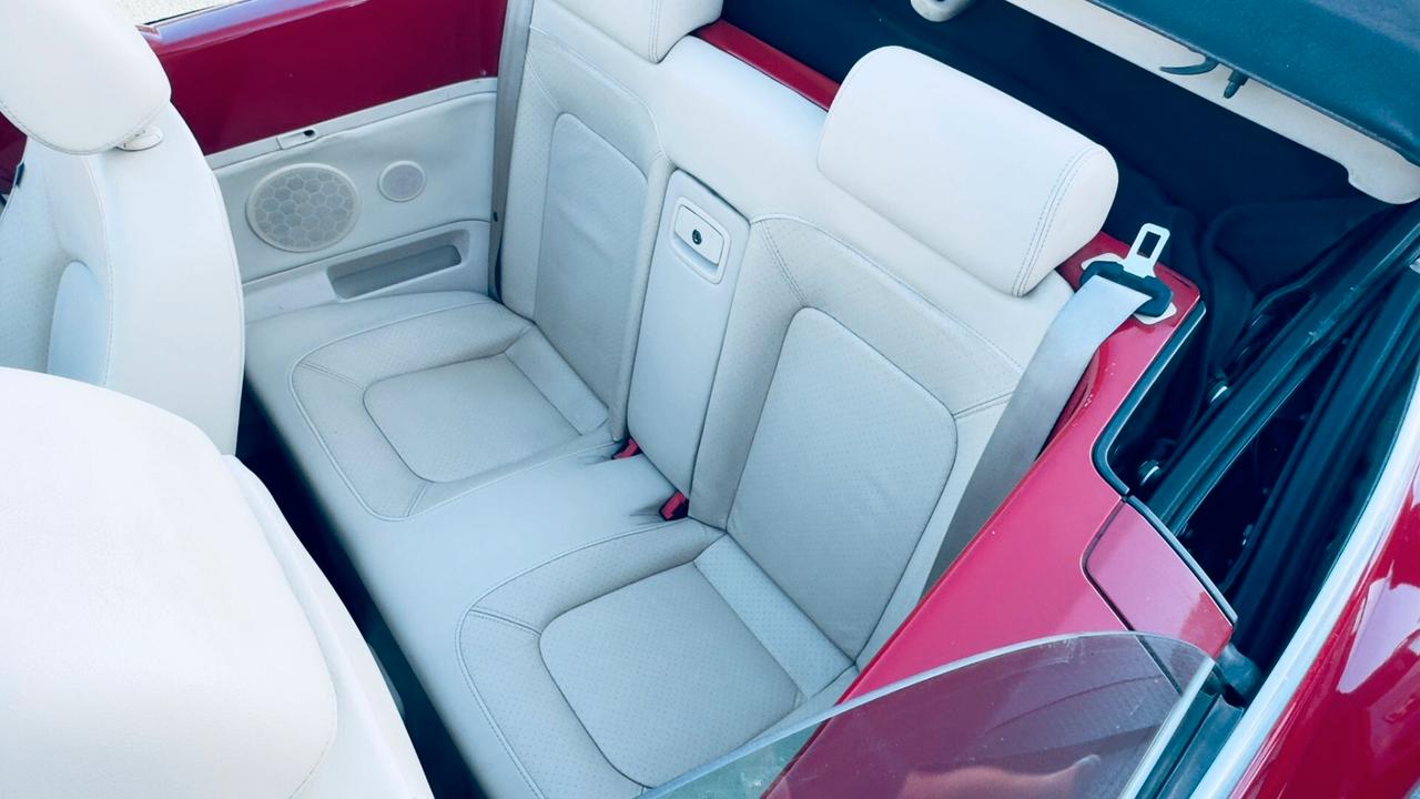 Volkswagen New Beetle 1.9 TDI 105CV Cabrio Lim. Red Edt.