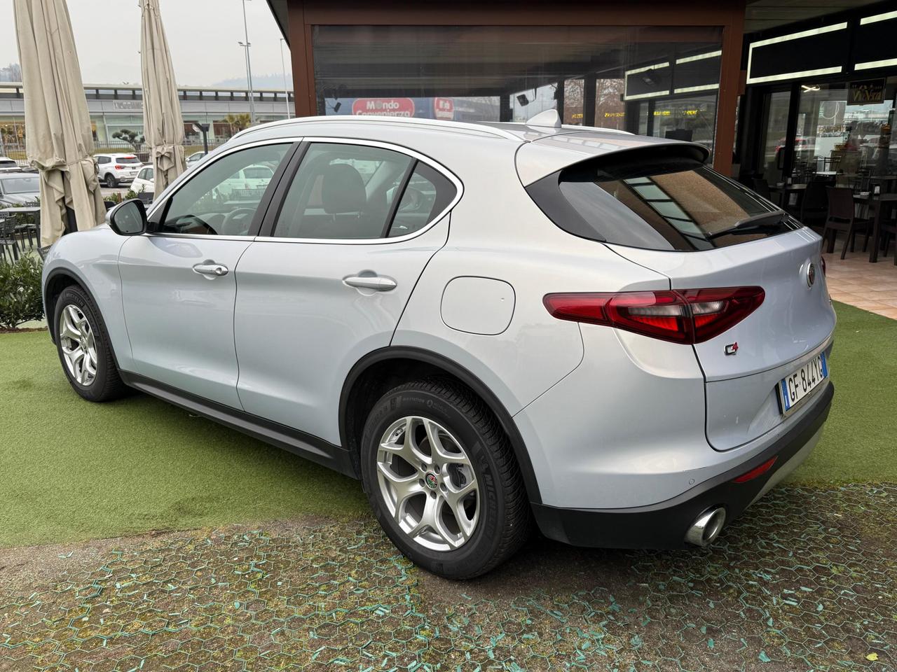 Alfa Romeo Stelvio 2.2 t Business Q4 190CV UNIPROP IVA ESPOSTA