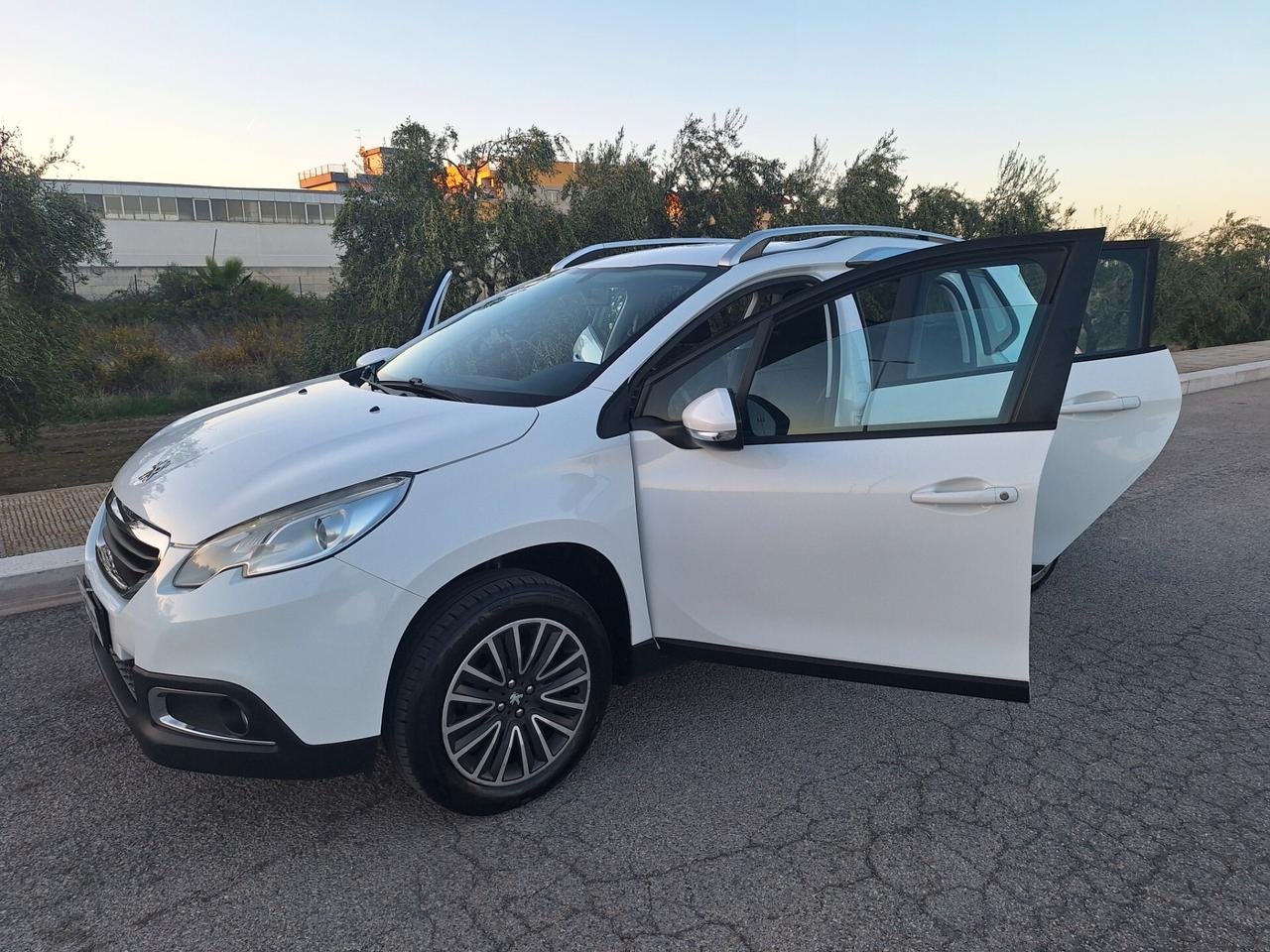 Peugeot 2008 1.4 HDi 68CV Active PERFETTA 2015