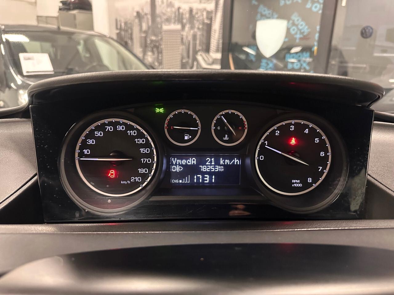 LANCIA YPSILON METANO (80000 )