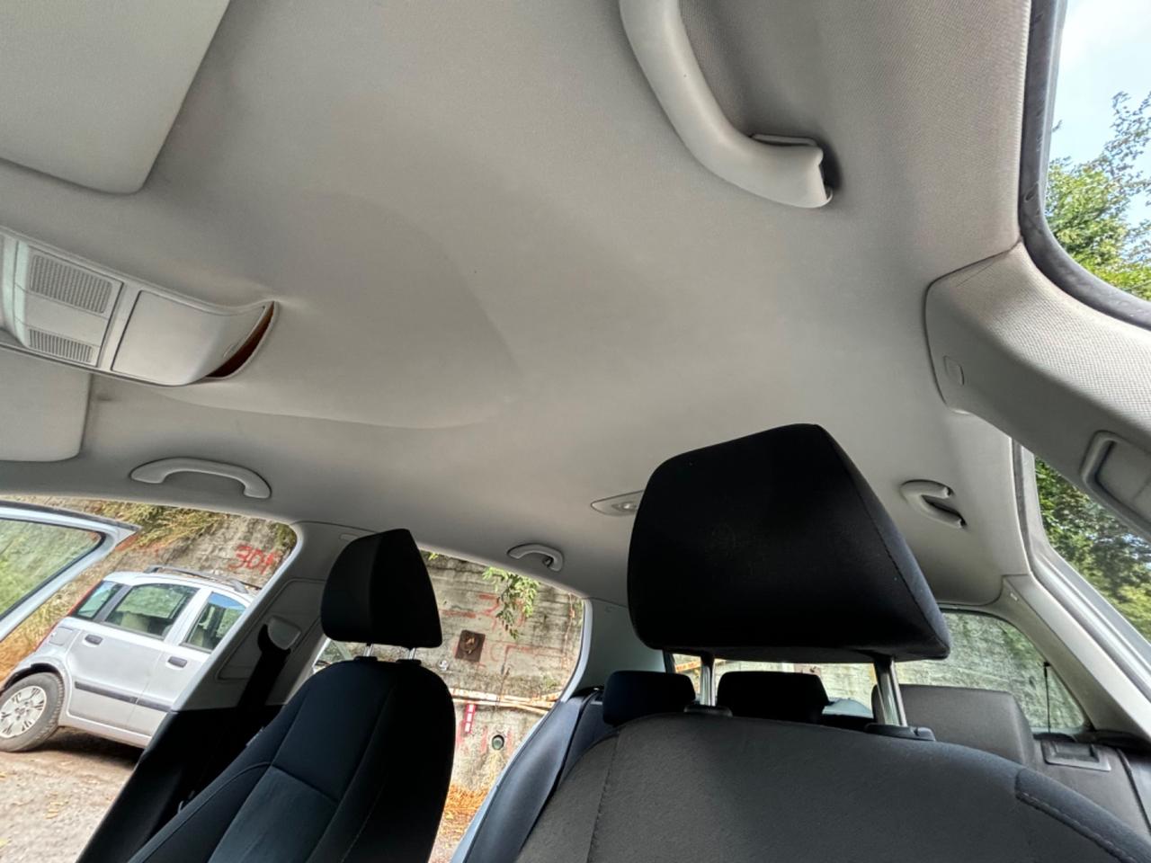 Volkswagen Golf 1.6 TDI DPF 5p. Highline
