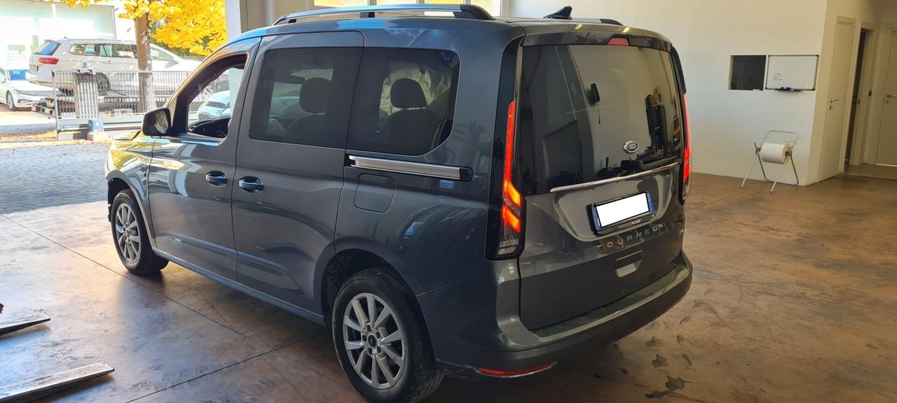 Ford Tourneo Connect 2.0 EcoBlue 122 CV AWD Titanium