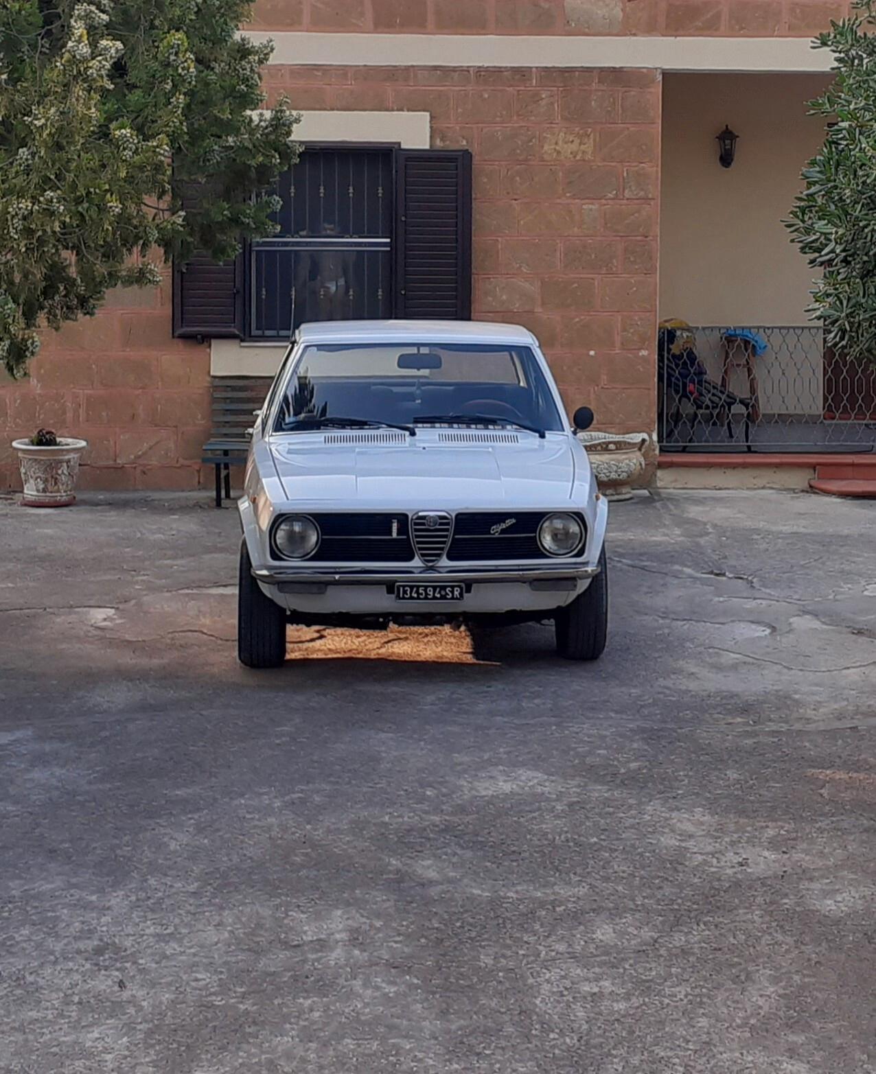 Alfa Romeo Alfetta SCUDI STRETTO