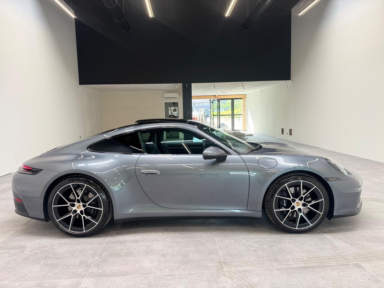 PORSCHE 911 CARRERA 3.0 394 CV 992.2 IVA ESPOSTA