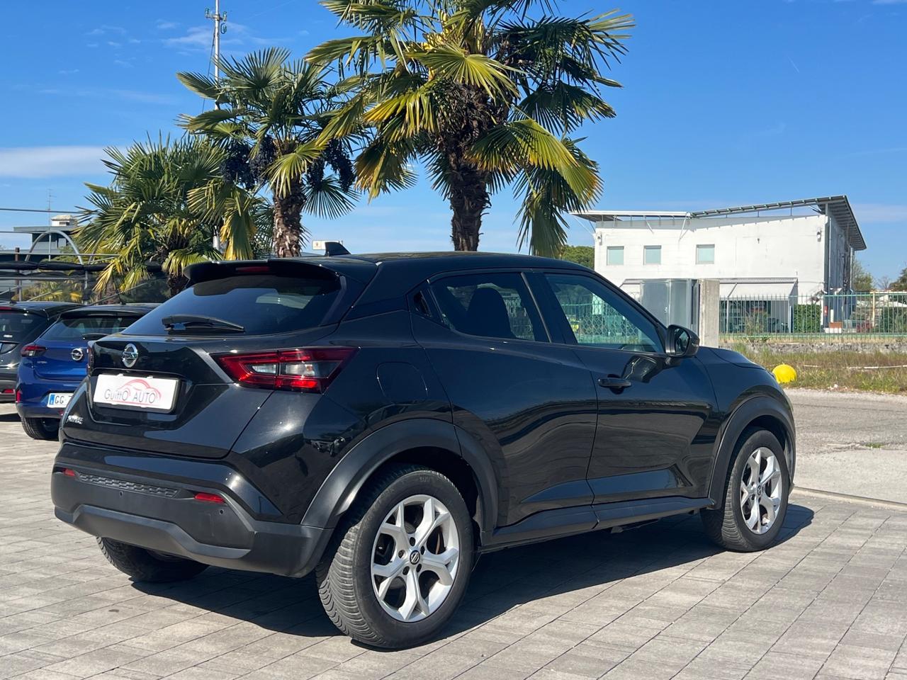 Nissan Juke 1.0 DIG-T 114 CV N-Connecta
