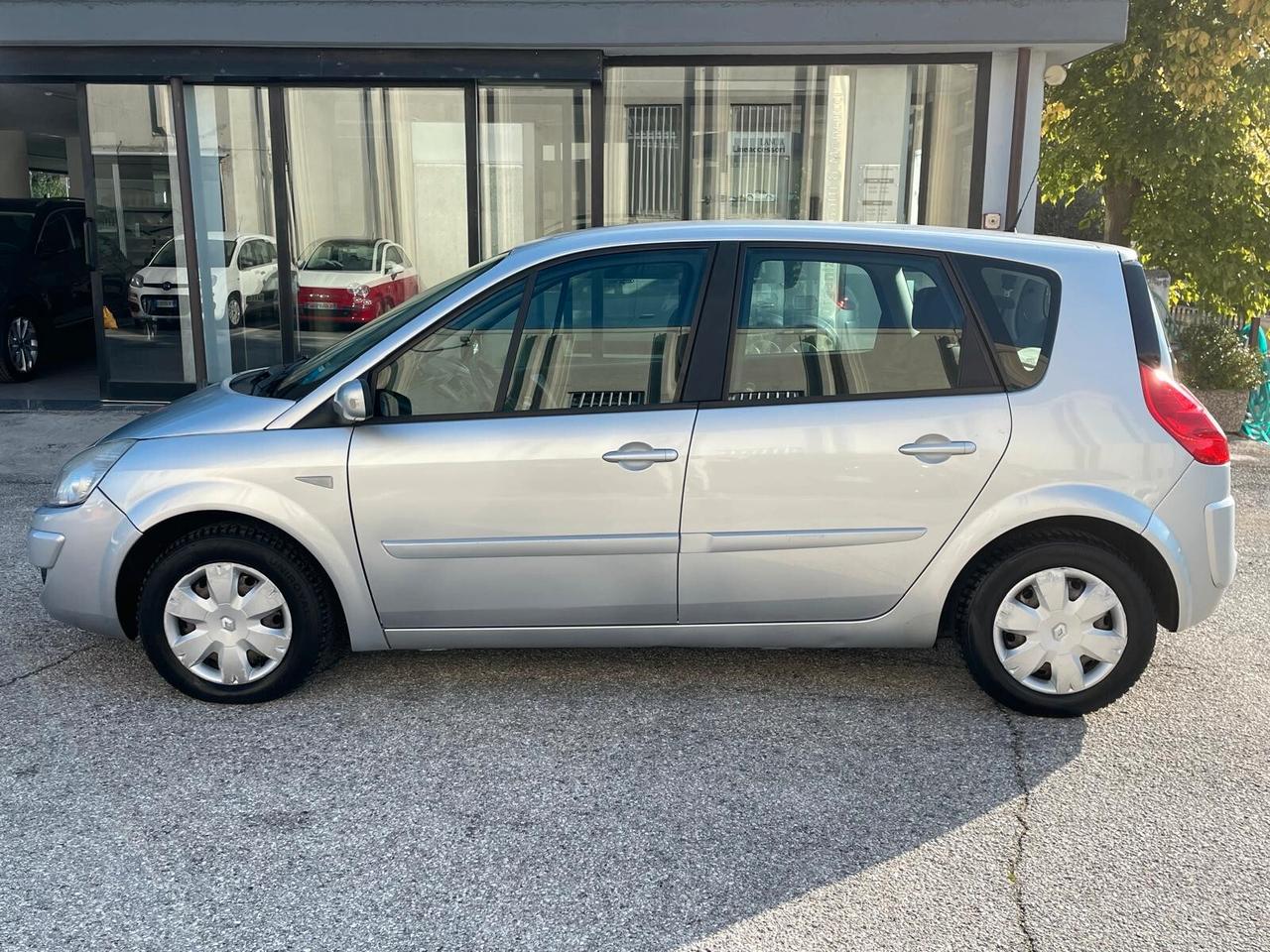 Renault Scenic Scénic 1.5 dCi/105CV - Solo 122.000 KM