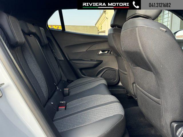 PEUGEOT 2008 PureTech 100 S&S Allure