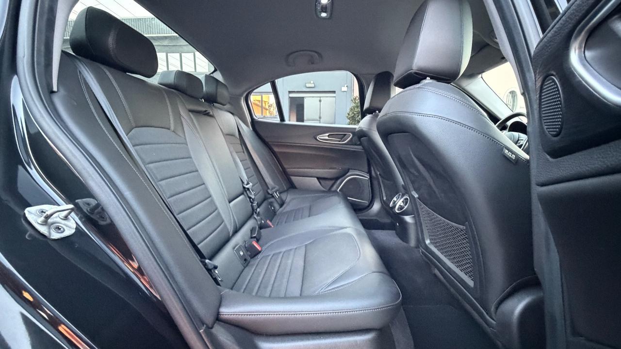 ALFA ROMEO GIULIA 2.2 SUPER AT8 190CV - FULL LED, PELLE, SEDILI RISCALDATI