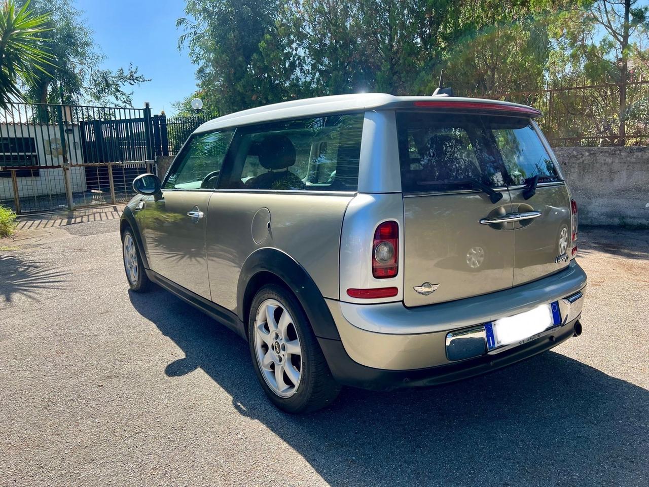 MINI COOPER D CLUBMAN 1.6 C/A - 2009