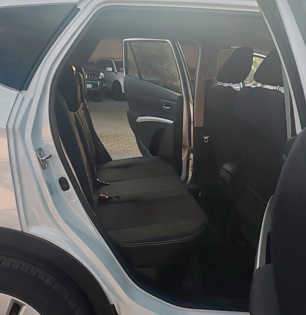 Suzuki S-Cross 1.6 DDiS 4WD All Grip